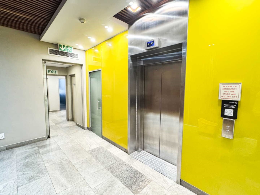 To Let Commercial Property for Rent in Woodstock Western Cape